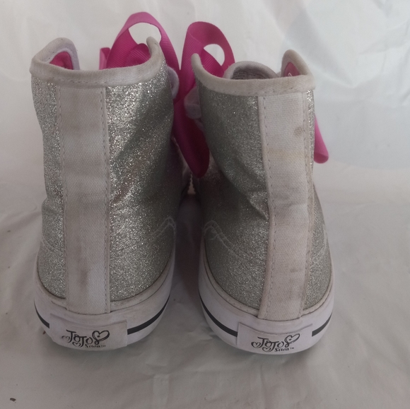 JoJo Siwa Legacee Silver Glitter High Tops Size 3 - Picture 4 of 11